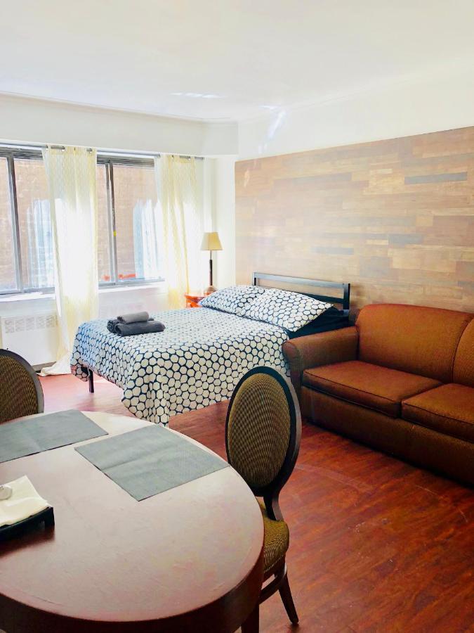 Stylish Montreal Apartment: Comfortable Stay In The Golden Square Mile Ngoại thất bức ảnh